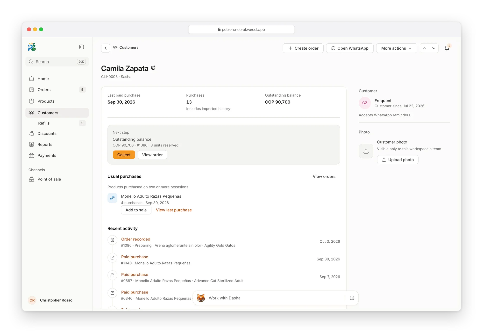 Petzone customer record: last paid purchase, number of purchases and outstanding balance, a next step to collect for a reserved order, their usual purchases and recent activity