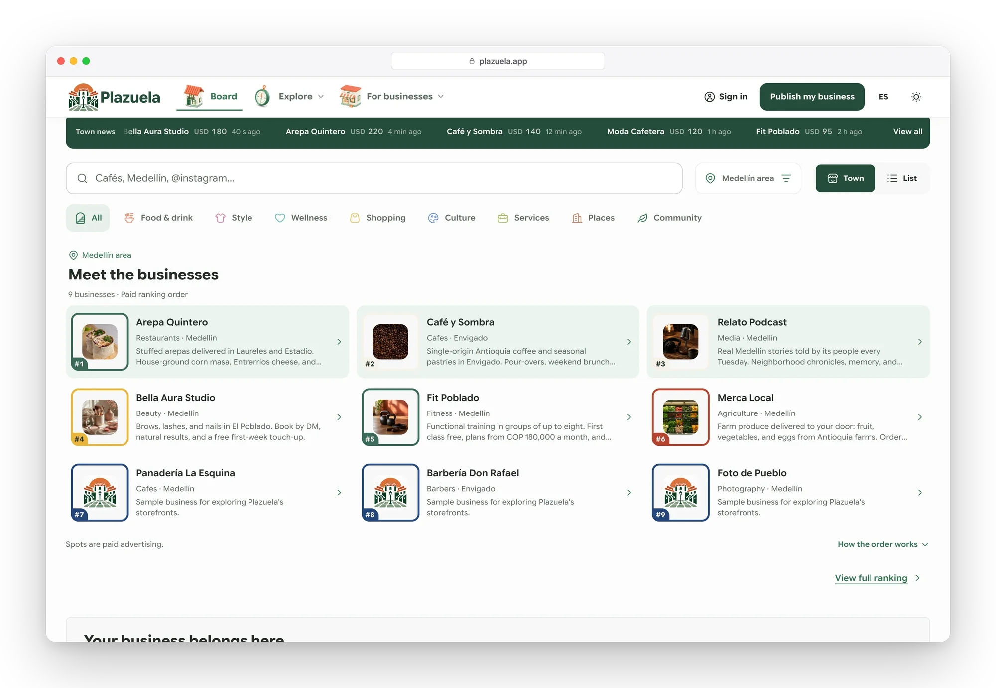 Plazuela directory below the town: a news bar of recent payments, a search box, category filters and a card for each business with its rank