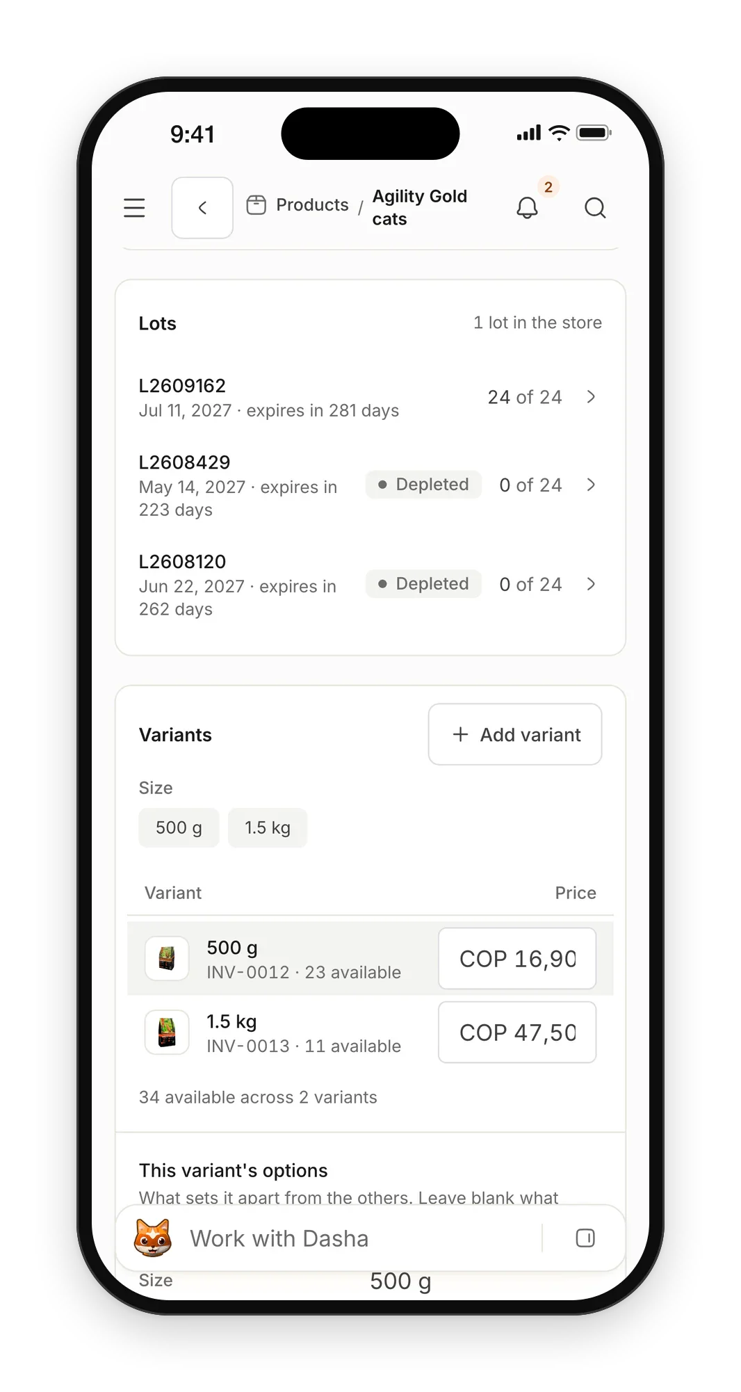 Petzone product page on a phone: a cat food's lots with their expiry, and its two sizes with their SKU, stock and price